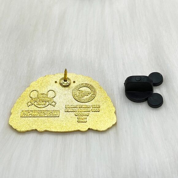 🔮 5/$25 Disney Tangled Mother‎ Gothel Tsum Tsum Pin - Picture 3 of 3